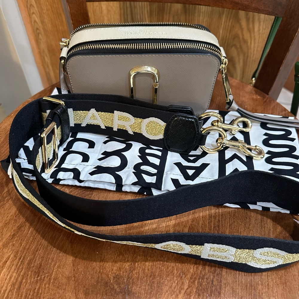 Marc Jacobs camera bag crossbody purse.